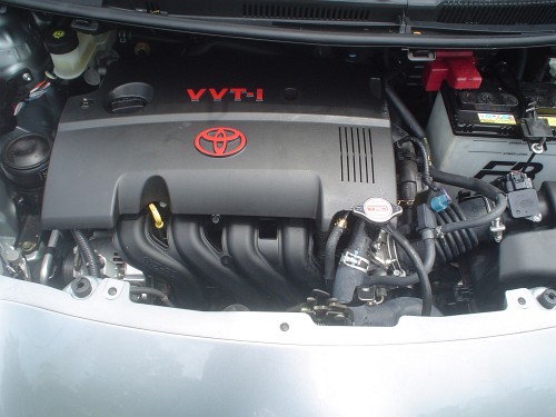 Download Yaris n Vitz 2006 (500Wx375H)